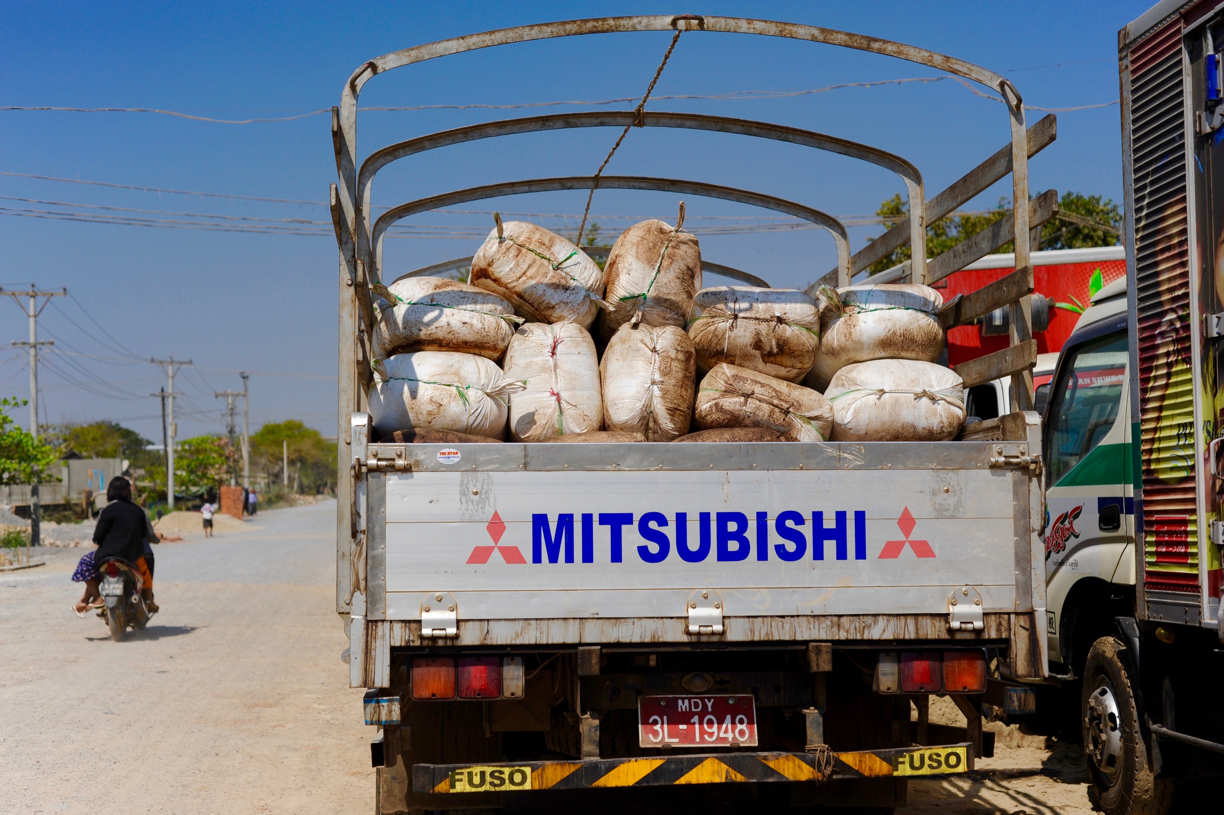 Truck from Namhsan outside Shan Shwe Taung  with fermented tea