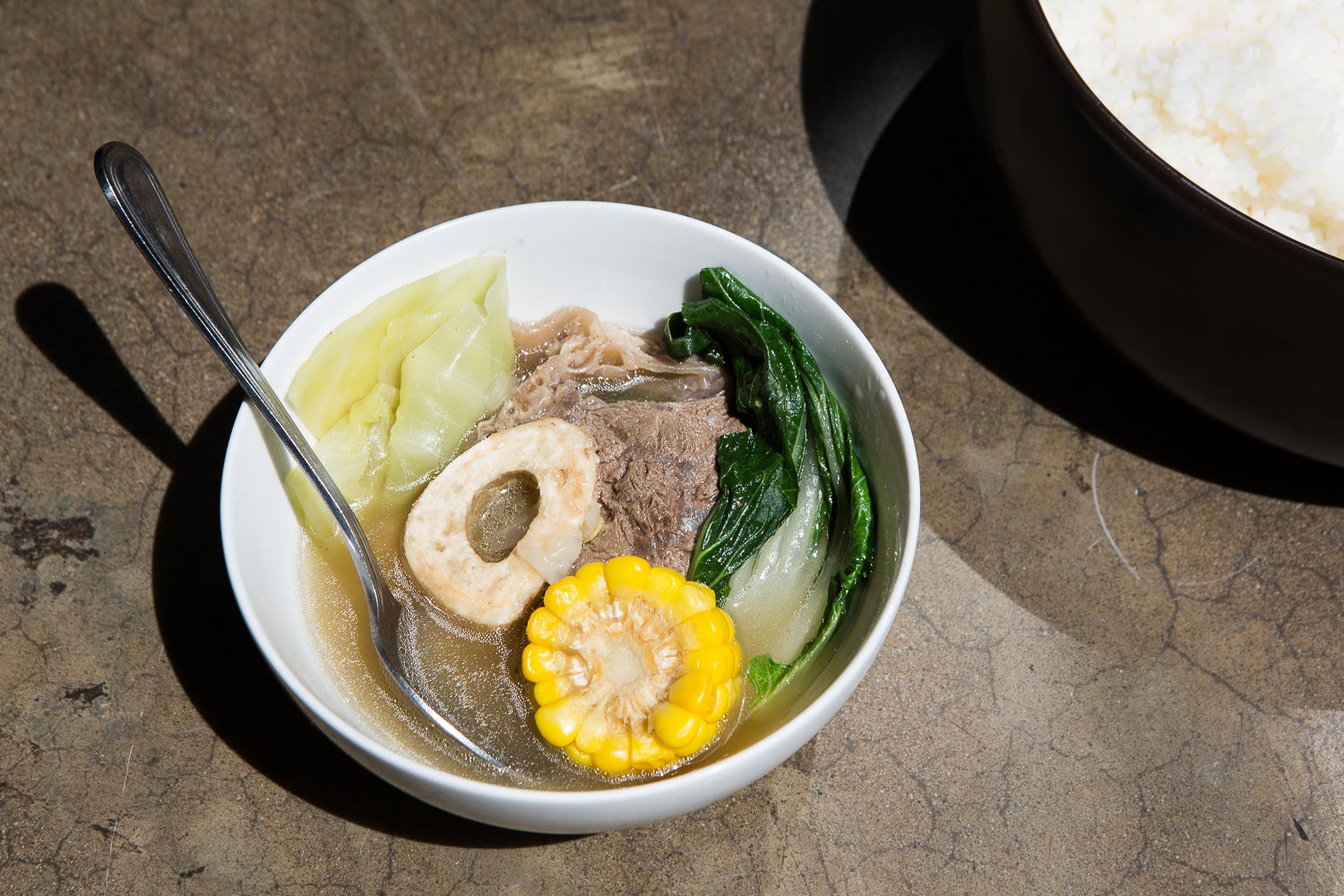 https://tastecooking.com/wp-content/uploads/2018/05/Bulalo.final001.jpg