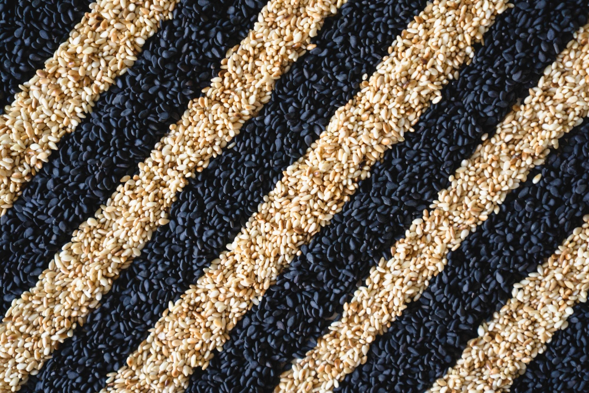 black-sesame-white-sesame-2