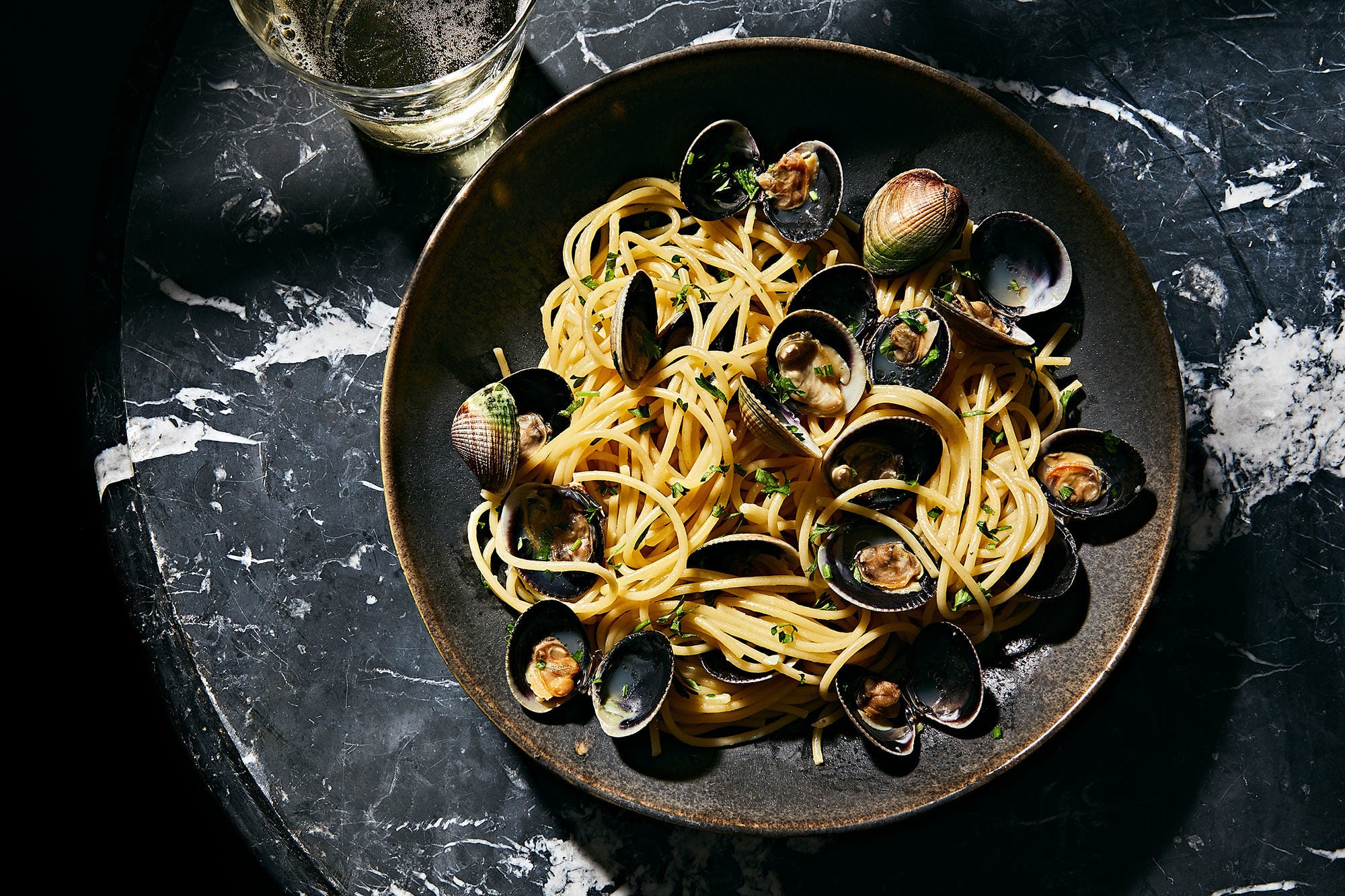 Article-Pasta-Spaghetti-with-Clams-Italian-Recipe
