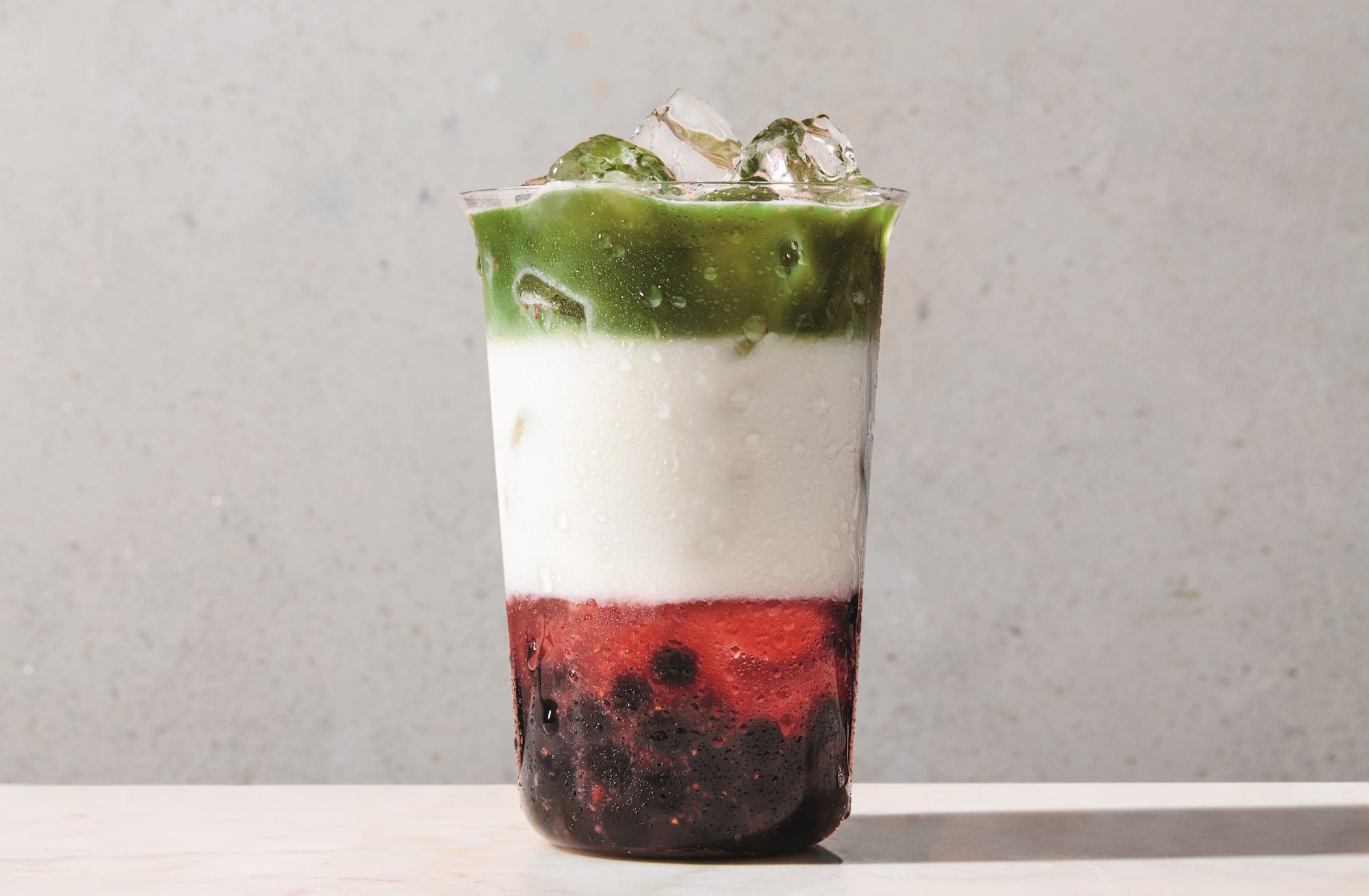 STRAWBERRY MATCHA LATTE_article