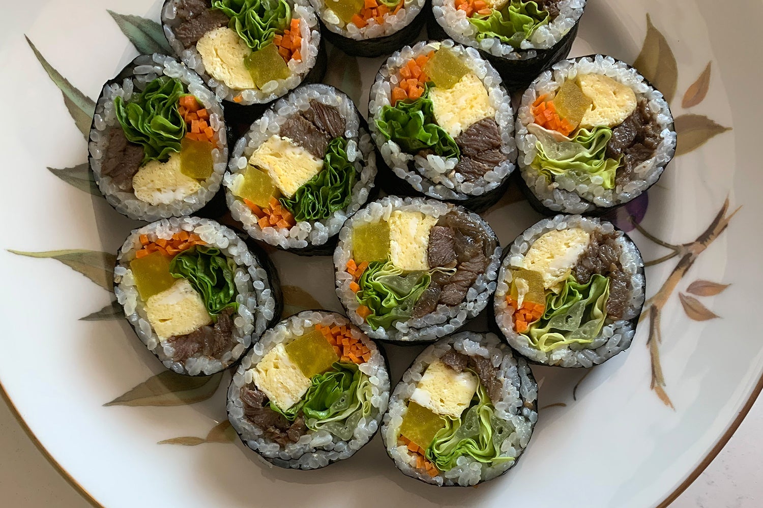 I rolled and made my first Gimbap last night! I didn't use a sushi