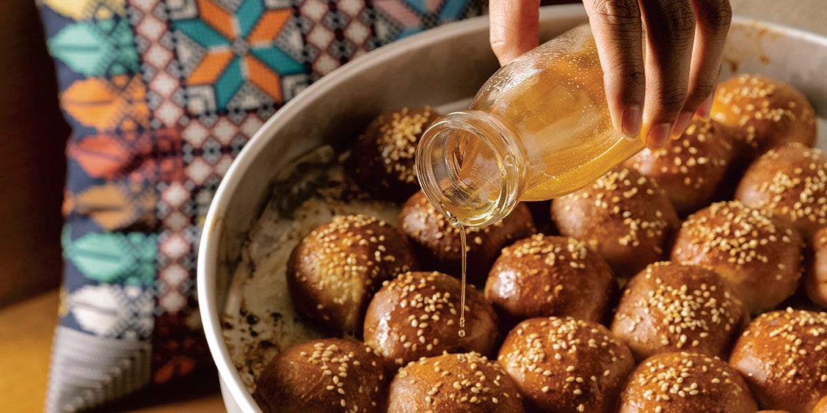 
                            Khaliat Nahal: Yemeni Honeycomb Bread | TASTE
                    -image