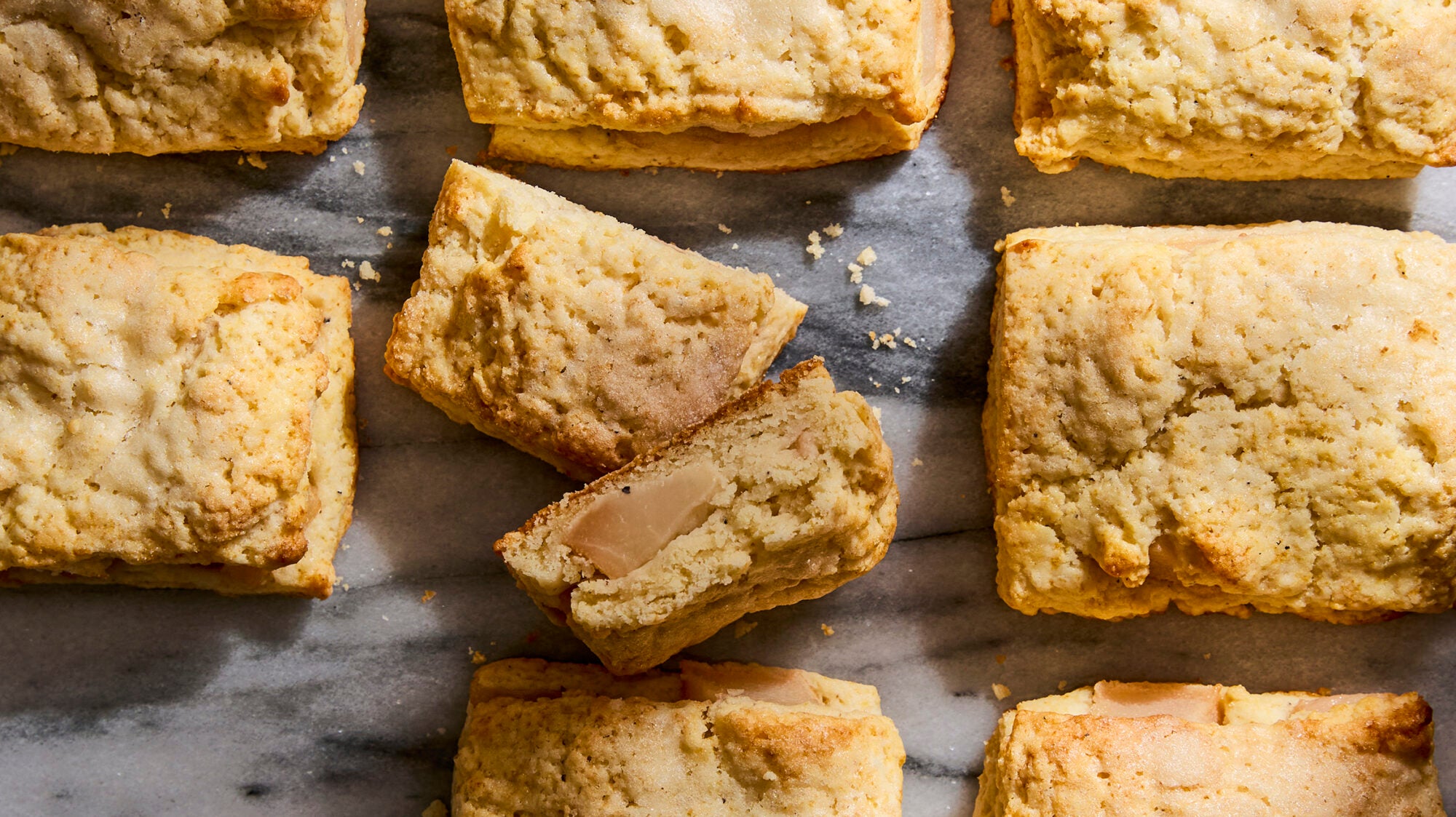 ARTICLE_PearScones_ZGregory_Burggraaf_TASTE13276