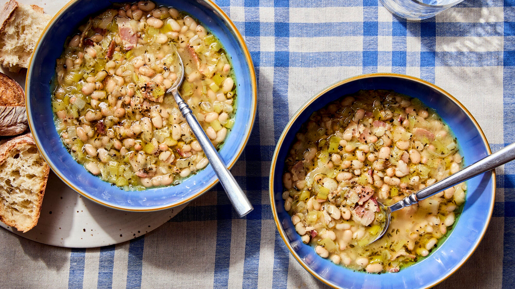 ARTICLE_NavyBeanSoup_ZGregory_Burggraaf_TASTE17535